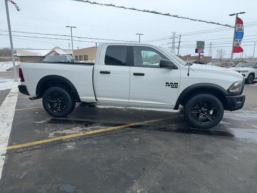 2022 RAM 1500 Classic Warlock Quad Cab 4x4 6'4' Box