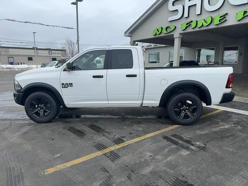2022 RAM 1500 Classic Warlock Quad Cab 4x4 6'4' Box