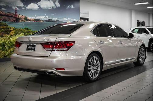 Cashmere Metallic 2017 Lexus LS 460 Base