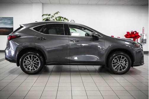2025 Lexus NX 350h Premium