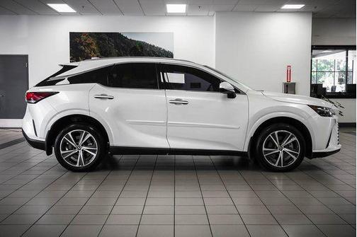 Eminent White Pearl 2023 Lexus RX 350 Premium