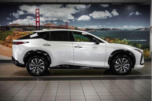 Iridium 2024 Lexus RZ 300e Premium