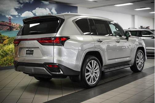 2025 Lexus LX 700h Ultra Luxury