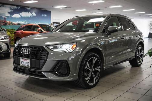 Chronos Gray Metallic 2023 Audi Q3 45 S line Premium Plus