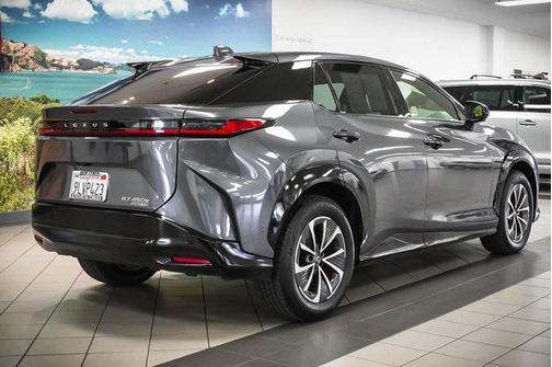 2023 Lexus RZ 450e Premium
