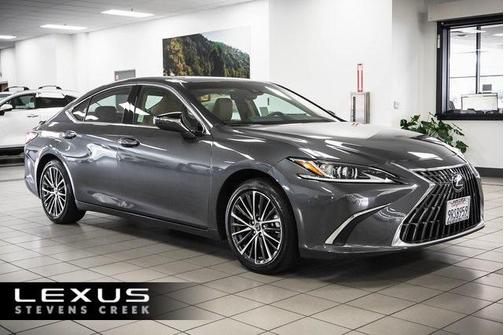 2025 Lexus ES 300h Base