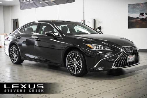 2025 Lexus ES 300h Base