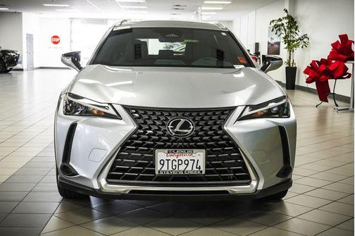 Iridium 2025 Lexus UX 300h Base
