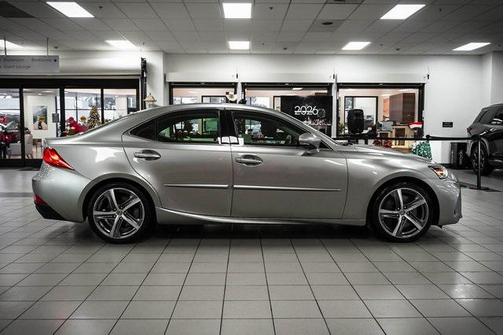 2018 Lexus IS 300 Base