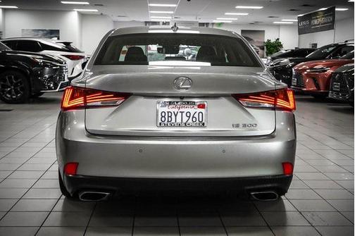 2018 Lexus IS 300 Base