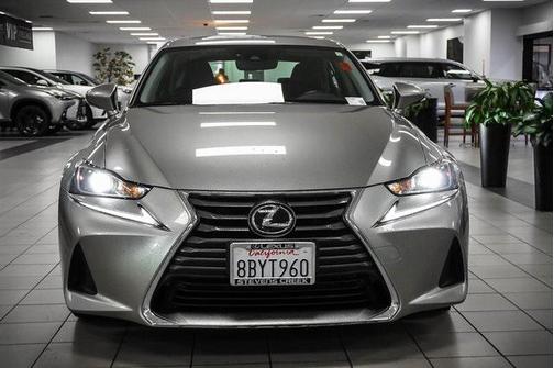 2018 Lexus IS 300 Base