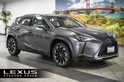 2022 Lexus UX 200 Base