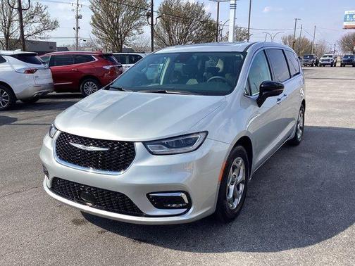 Silver Mist Clearcoat 2024 Chrysler Pacifica Limited