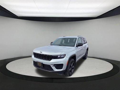 2024 Jeep Grand Cherokee Laredo