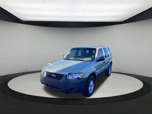 2005 Ford Escape XLS