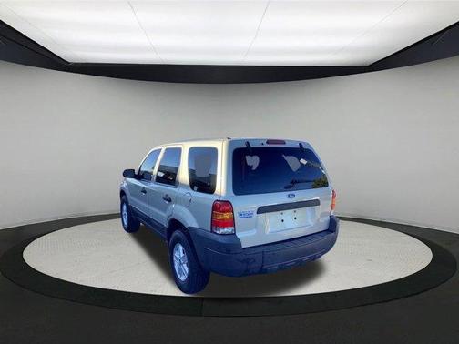 2005 Ford Escape XLS
