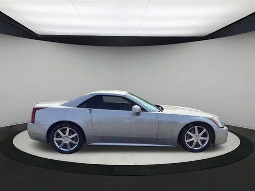 2008 Cadillac XLR