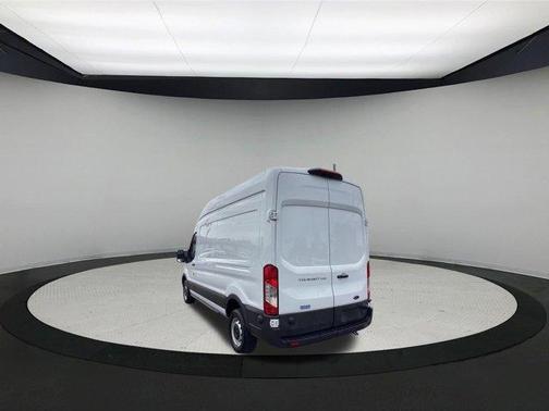Oxford White 2024 Ford Transit-250 Base