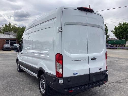 Oxford White 2024 Ford Transit-250 Base