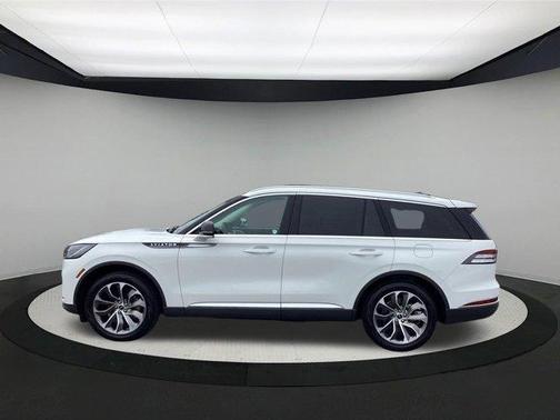 Pristine White 2025 Lincoln Aviator Reserve AWD