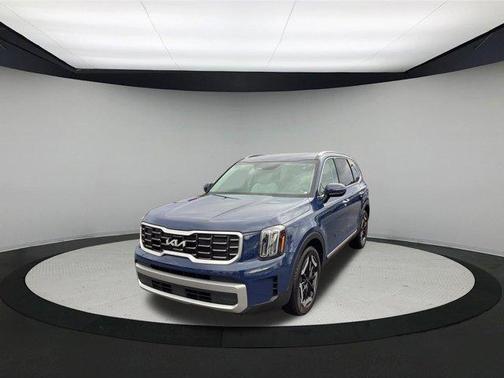 Midnight Black 2023 Kia Telluride S