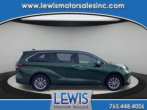 2021 Toyota Sienna XLE