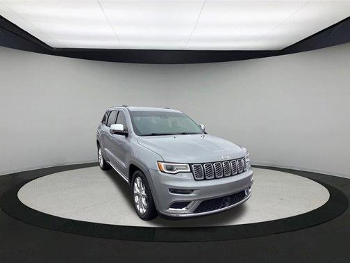 2019 Jeep Grand Cherokee Summit