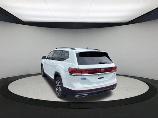 2024 Volkswagen Atlas 2.0T SE