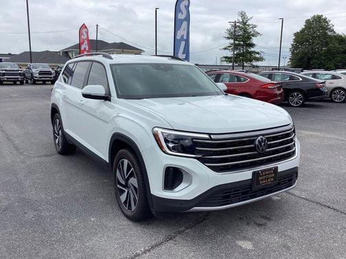 2024 Volkswagen Atlas 2.0T SE