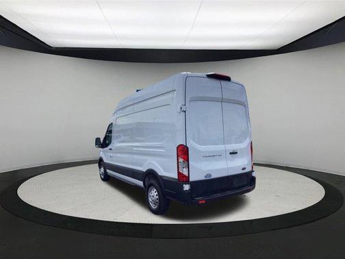 2022 Ford Transit-250 Base