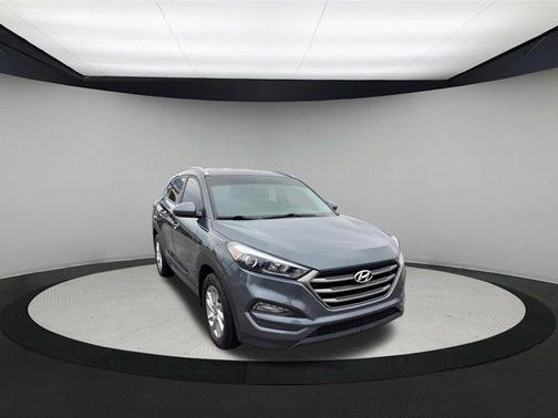 Coliseum Grey 2016 Hyundai TUCSON SE