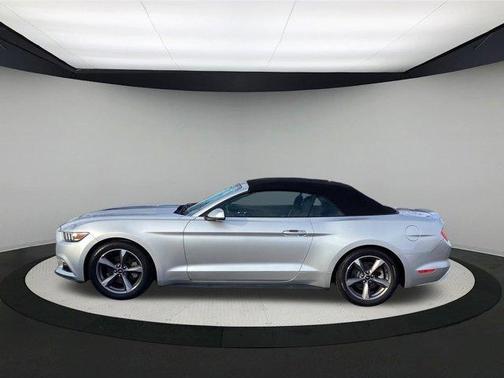 2017 Ford Mustang V6