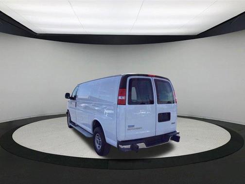 2023 GMC Savana 2500 Work Van