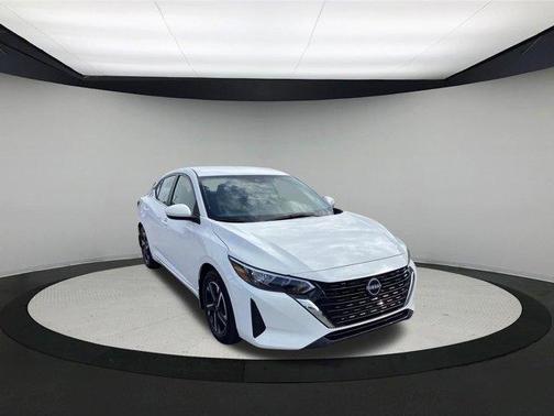 Cloud White 2025 Nissan Sentra SV