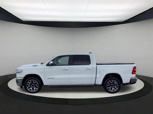 Bright White Clearcoat 2025 RAM 1500 Laramie