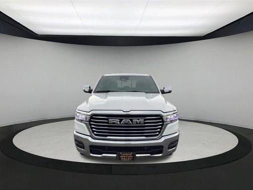 Bright White Clearcoat 2025 RAM 1500 Laramie