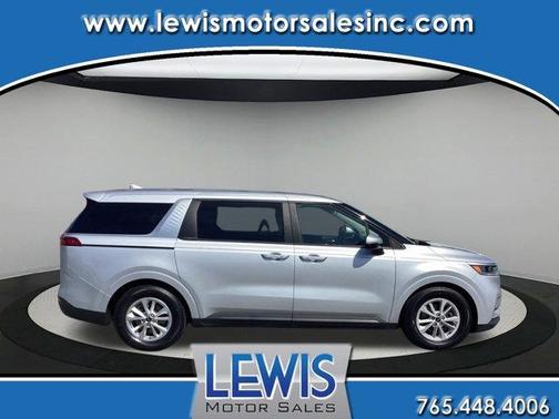 2022 Kia Carnival LX