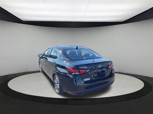 2024 Nissan Versa 1.6 SV