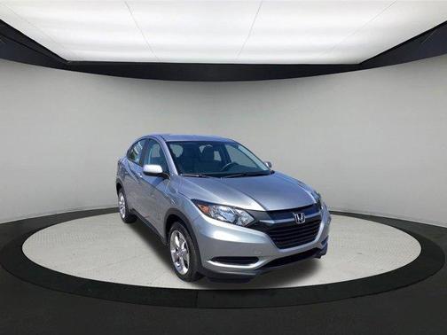 Lunar Silver Metallic 2018 Honda HR-V LX