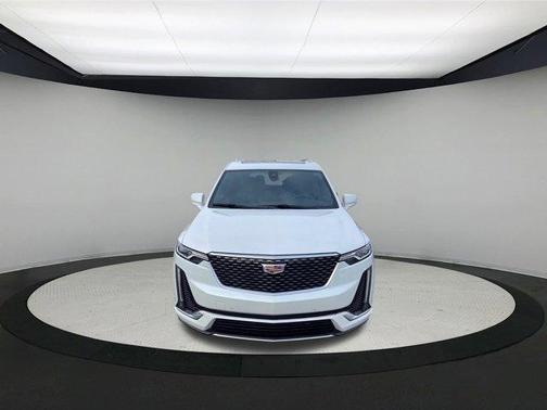 2025 Cadillac XT6 Premium Luxury FWD