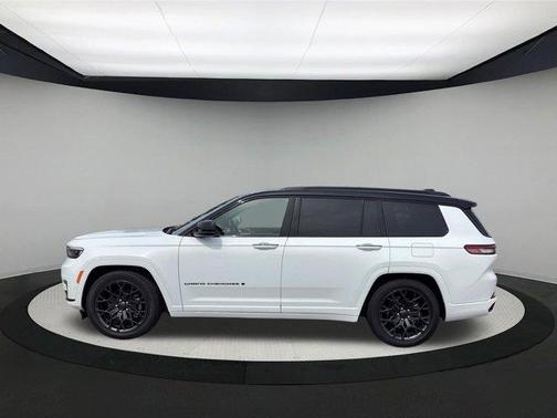 Bright White Clearcoat 2025 Jeep Grand Cherokee L Summit