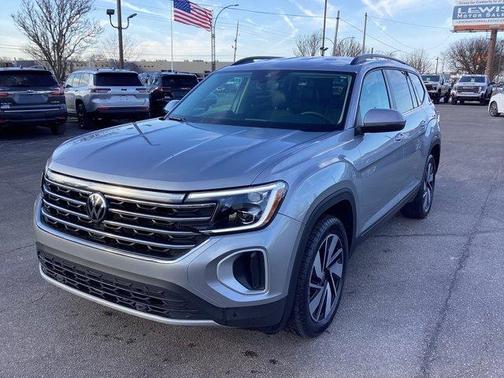 2024 Volkswagen Atlas 2.0T SE