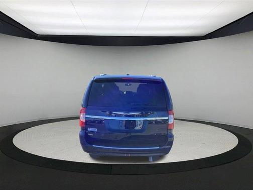 2015 Chrysler Town & Country Touring-L