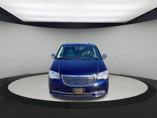 2015 Chrysler Town & Country Touring-L