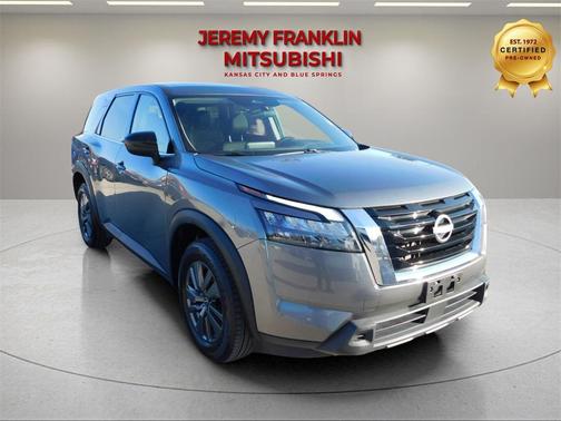 2024 Nissan Pathfinder S 4WD