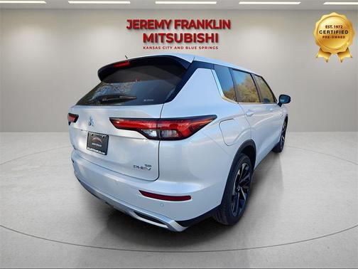 2025 Mitsubishi Outlander PHEV SE S-AWC