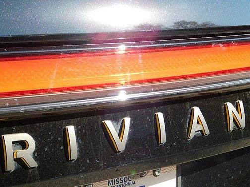 2023 Rivian R1S Adventure