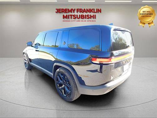 2023 Rivian R1S Adventure