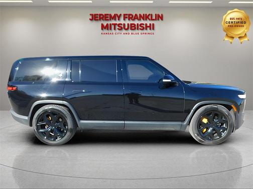2023 Rivian R1S Adventure