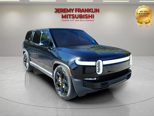 2023 Rivian R1S Adventure